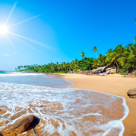 Rastha Pastha Beach Villa Unawatuna Esterno foto