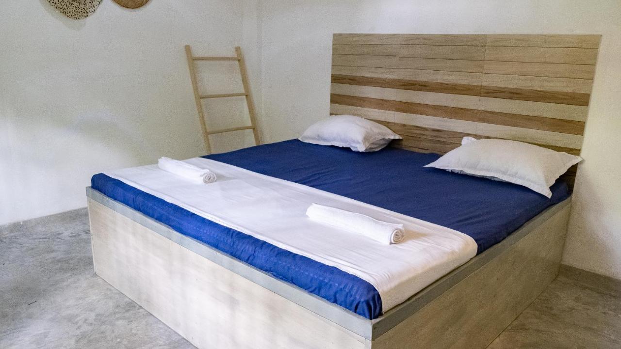 Rastha Pastha Beach Villa Unawatuna Esterno foto
